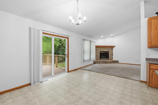 3130 Rockport Park DRIVE, Janesville, WI 53548