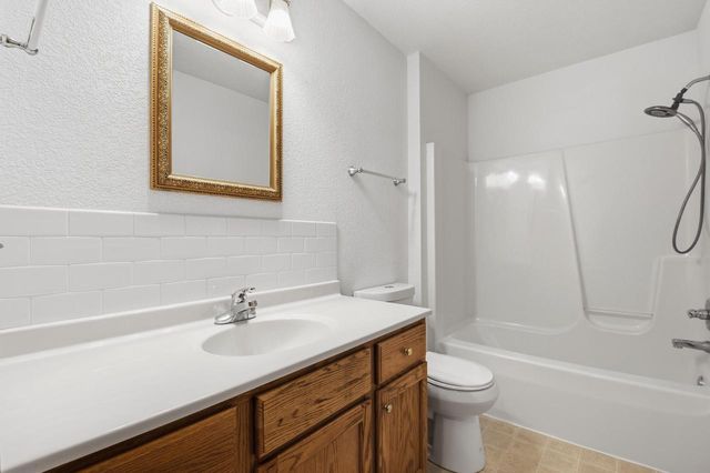 3130 Rockport Park DRIVE, Janesville, WI 53548