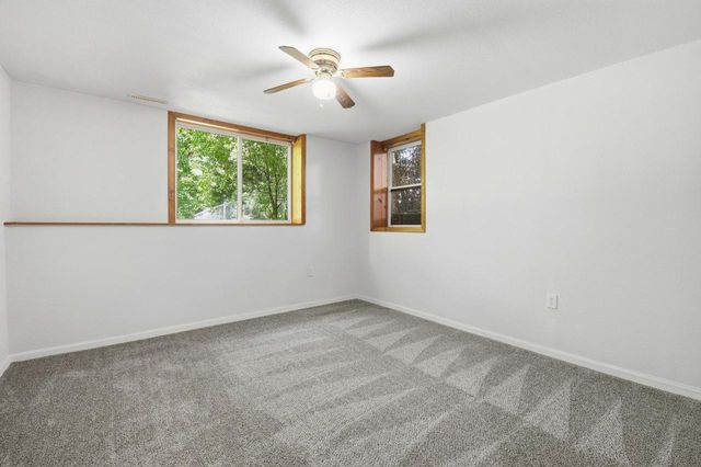3130 Rockport Park DRIVE, Janesville, WI 53548