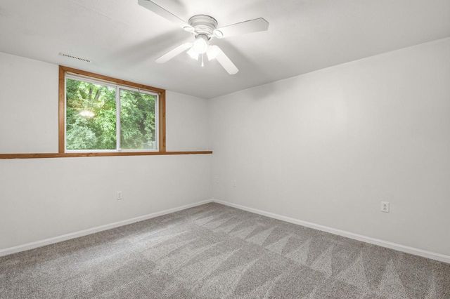 3130 Rockport Park DRIVE, Janesville, WI 53548