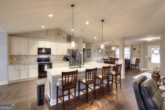 862 Jakob Lane, Jefferson, GA 30549