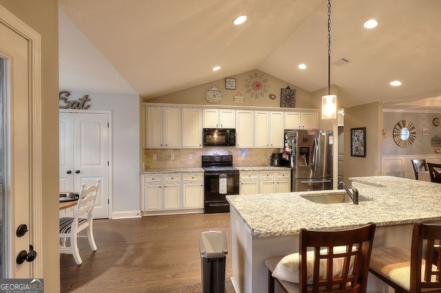 862 Jakob Lane, Jefferson, GA 30549