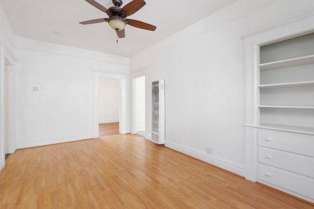 2204 10th St, Sacramento, CA 95818