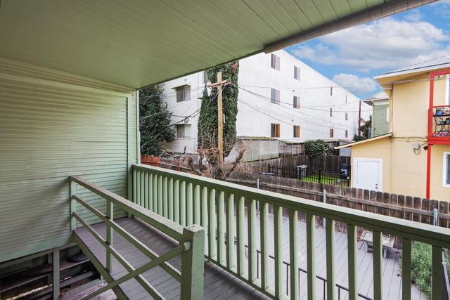 2204 10th St, Sacramento, CA 95818