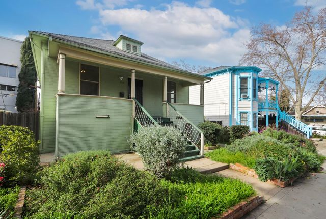 2204 10th St, Sacramento, CA 95818