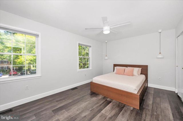 36 CASTLE CT, Gaithersburg, MD 20878