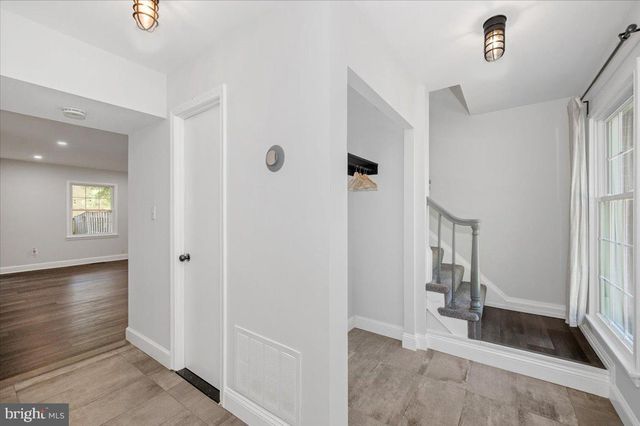 36 CASTLE CT, Gaithersburg, MD 20878