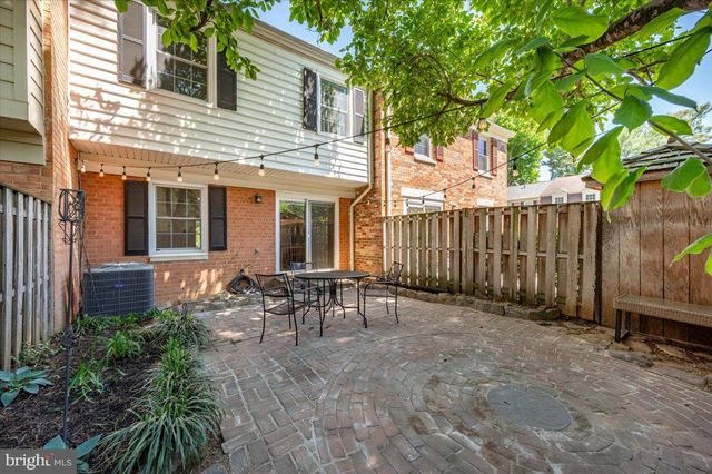 36 CASTLE CT, Gaithersburg, MD 20878