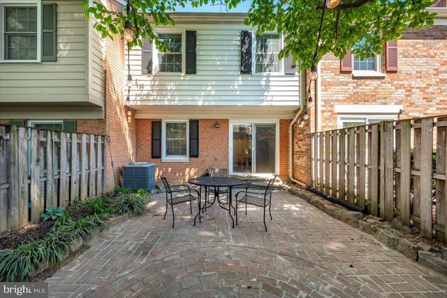 36 CASTLE CT, Gaithersburg, MD 20878