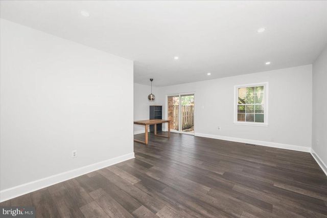 36 CASTLE CT, Gaithersburg, MD 20878