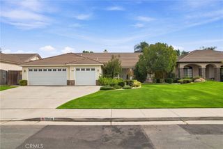 10019 Laurel Park, Bakersfield, CA 93312