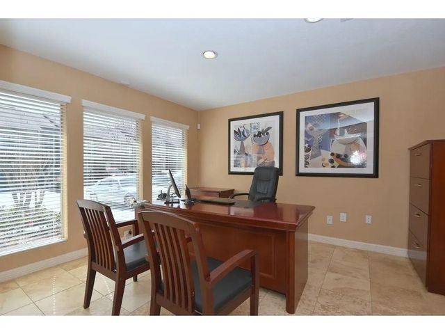 17310 Keith Harrow Boulevard 102, Houston, TX 77084
