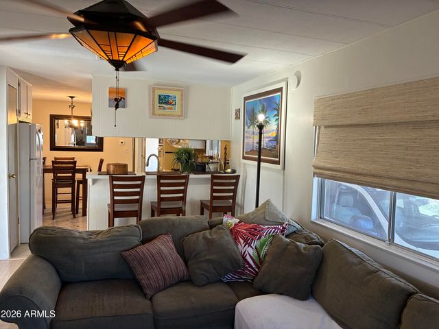 9421 E APACHE Trail B28, Mesa, AZ 85207