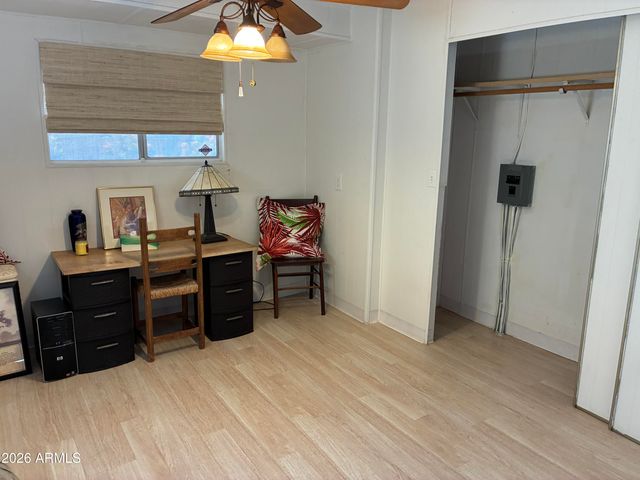 9421 E APACHE Trail B28, Mesa, AZ 85207