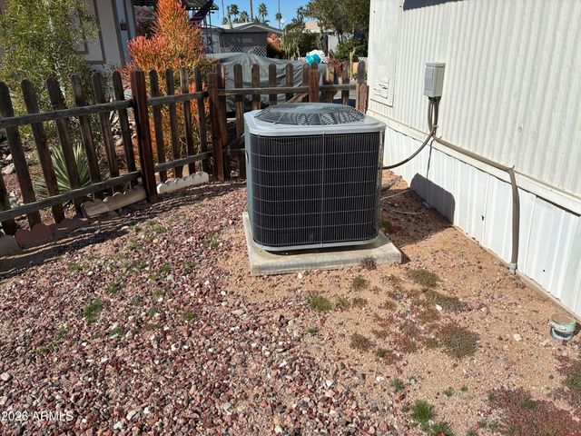 9421 E APACHE Trail B28, Mesa, AZ 85207