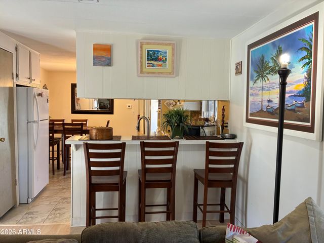 9421 E APACHE Trail B28, Mesa, AZ 85207