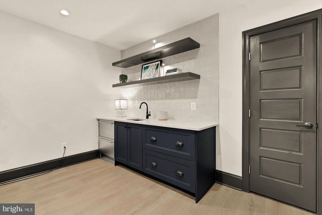 951 14TH ST SE, Washington, DC 20003