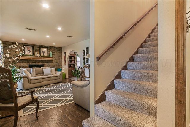 109 CAPROCK Lane, Amarillo, TX 79118