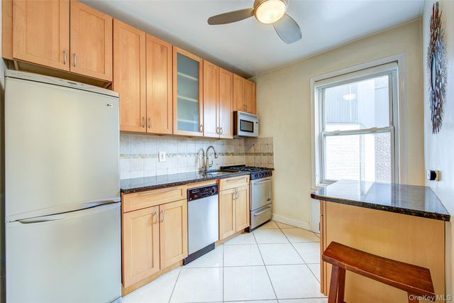 110-55 72 Road 601, Forest Hills, NY 11375