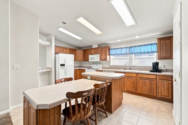 20249 W Archer Street, Sand Springs, OK 74063