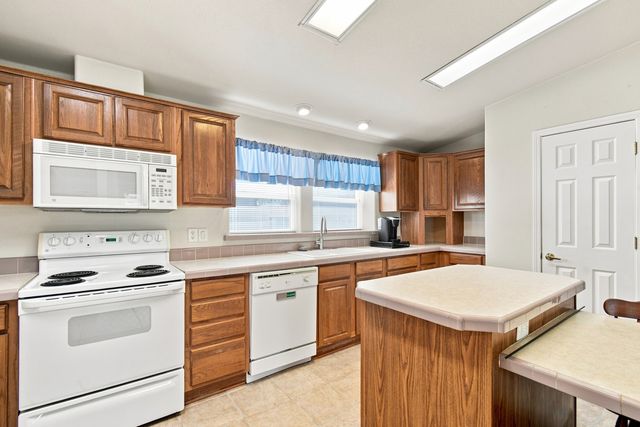 20249 W Archer Street, Sand Springs, OK 74063