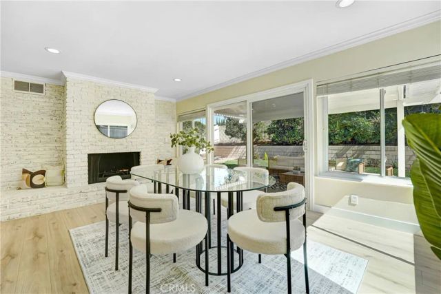 2395 Century, Simi Valley, CA 93063