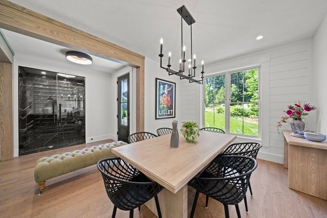 17 Upland, Natick, MA 01760