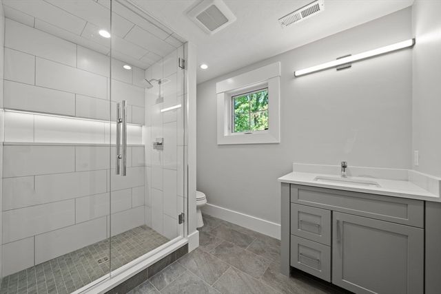 17 Upland, Natick, MA 01760