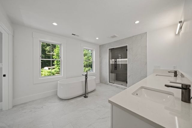 17 Upland, Natick, MA 01760