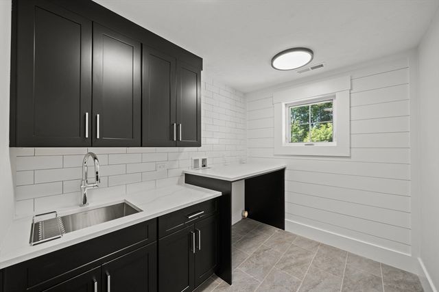 17 Upland, Natick, MA 01760