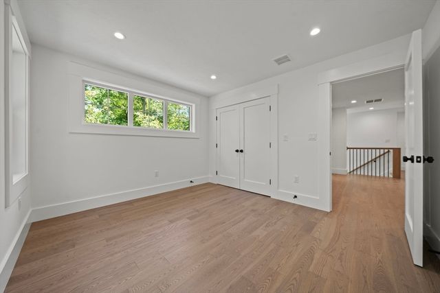 17 Upland, Natick, MA 01760