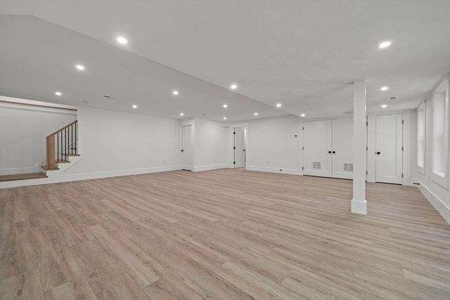 17 Upland, Natick, MA 01760