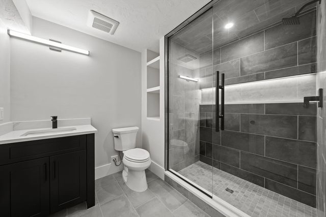 17 Upland, Natick, MA 01760