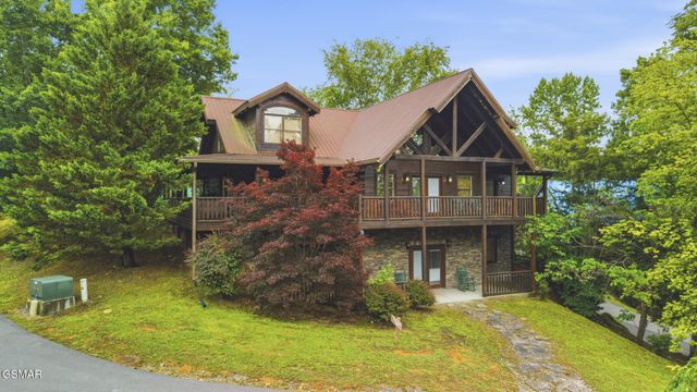 2906 Quiet Oak Way, Pigeon Forge, TN 37863