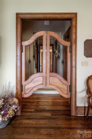 83 Summit Tower Circle, Asheville, NC 28804