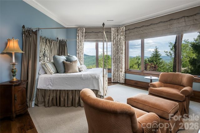 83 Summit Tower Circle, Asheville, NC 28804