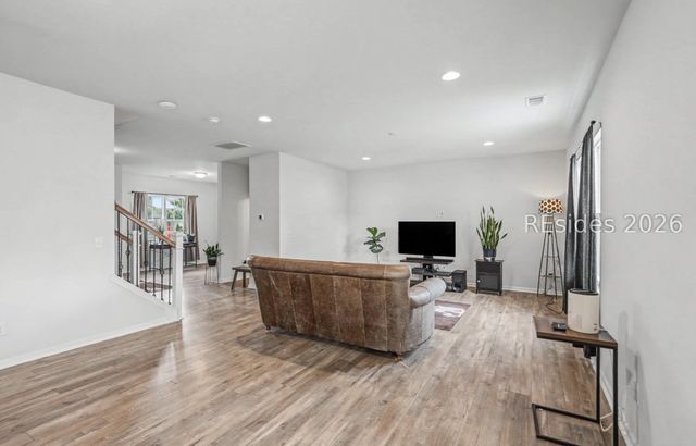 1 Wando Pl, Beaufort, SC 29906