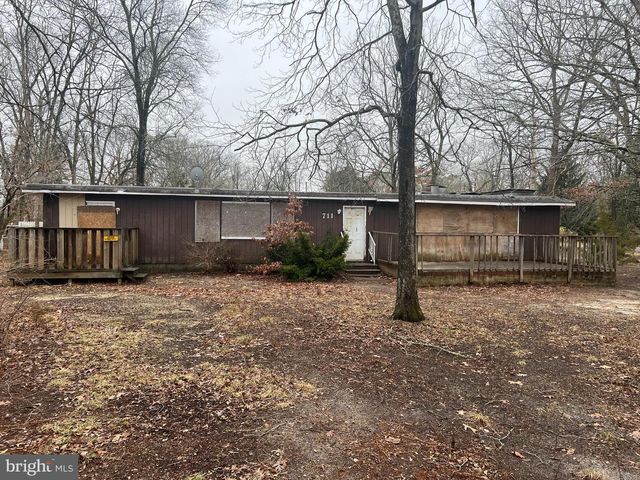 711 WOODLAND DR, Millville, NJ 08332