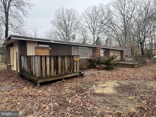 711 WOODLAND DR, Millville, NJ 08332