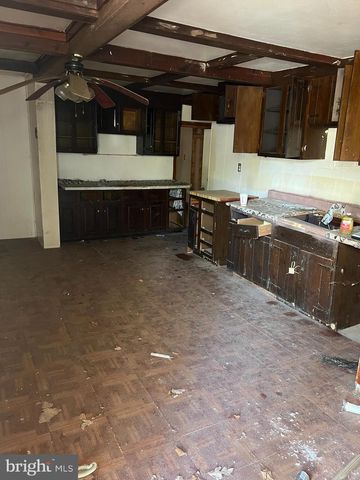711 WOODLAND DR, Millville, NJ 08332