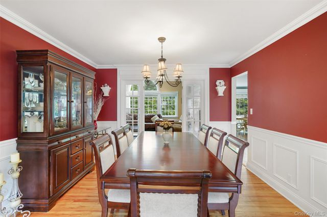 31 Burns Place, Briarcliff Manor, NY 10510