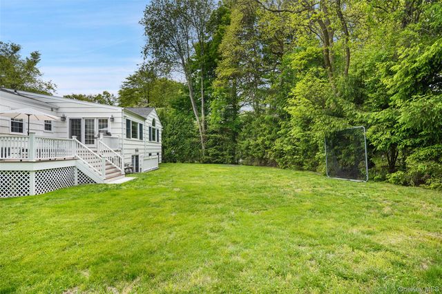 31 Burns Place, Briarcliff Manor, NY 10510