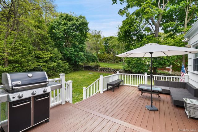 31 Burns Place, Briarcliff Manor, NY 10510