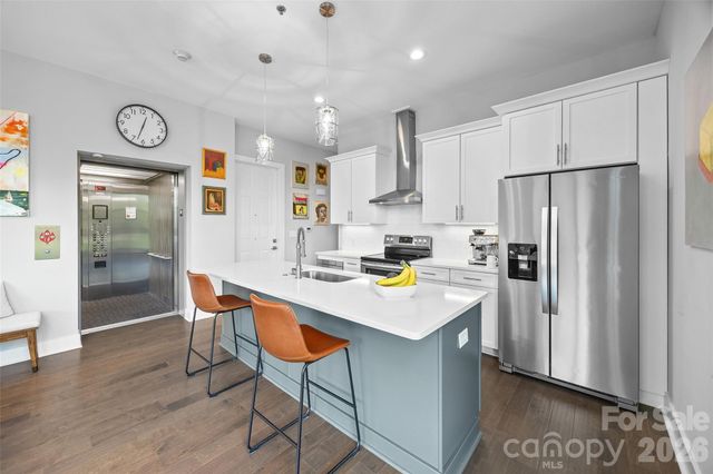501 E 37th Street H, Charlotte, NC 28205
