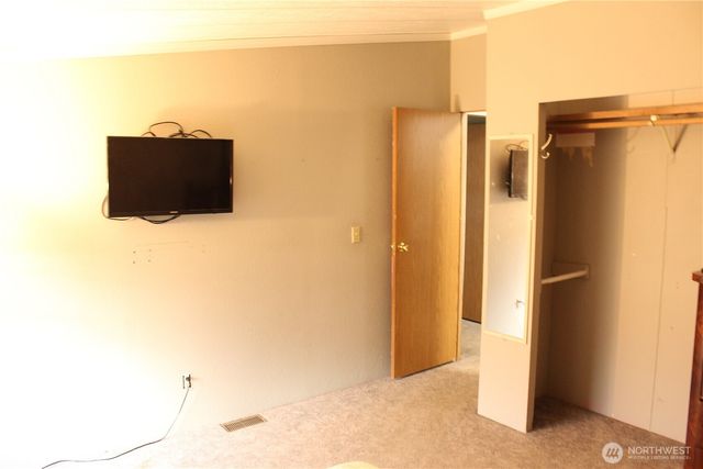 20609 Nelson Lane, Burlington, WA 98233