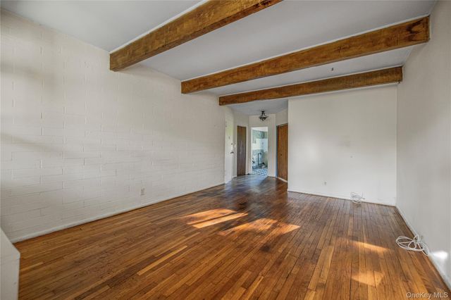 95 Wiltshire Road C12, Scarsdale, NY 10583