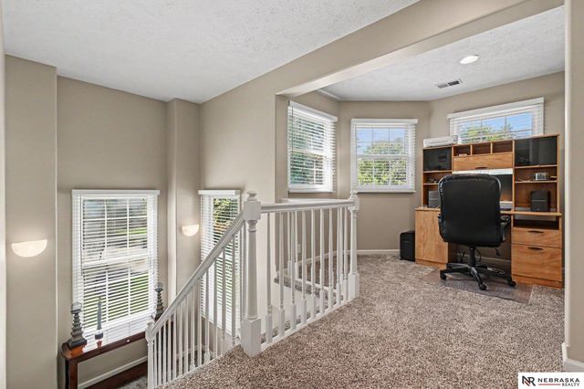 6007 N 147th Avenue, Omaha, NE 68116