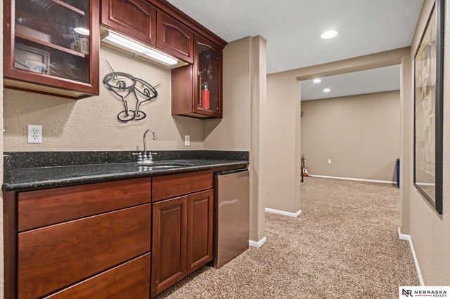 6007 N 147th Avenue, Omaha, NE 68116