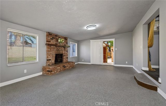 18206 Seville, Fontana, CA 92335