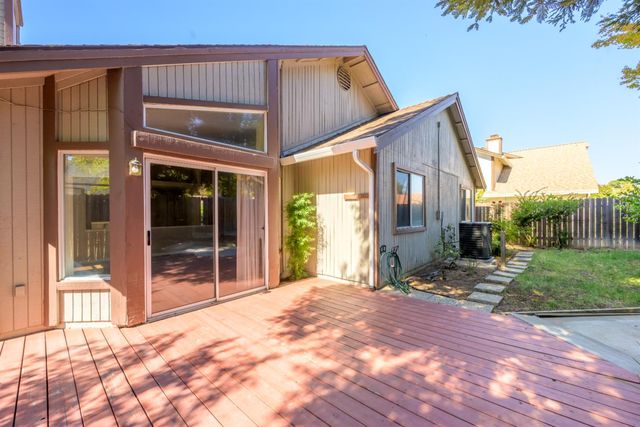 146 Mint Leaf Way, Sacramento, CA 95838